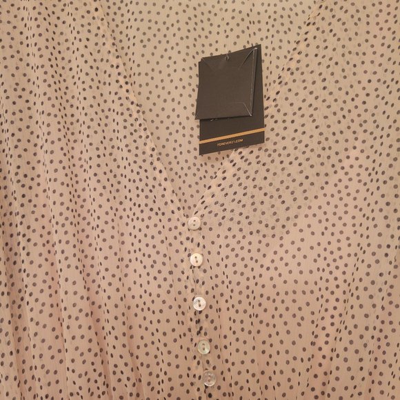 $10 Clean Out Sale - Picture 2 of 3